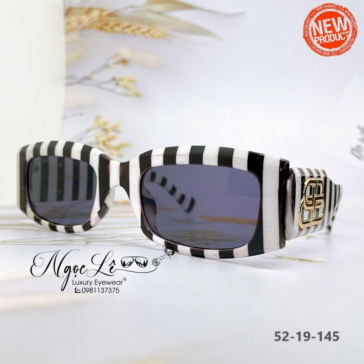 Mắt Kính Balenciaga Nữ Màu Ngựa Vằn Sọc Đen Trắng Tròng Đen Cao Cấp 6123