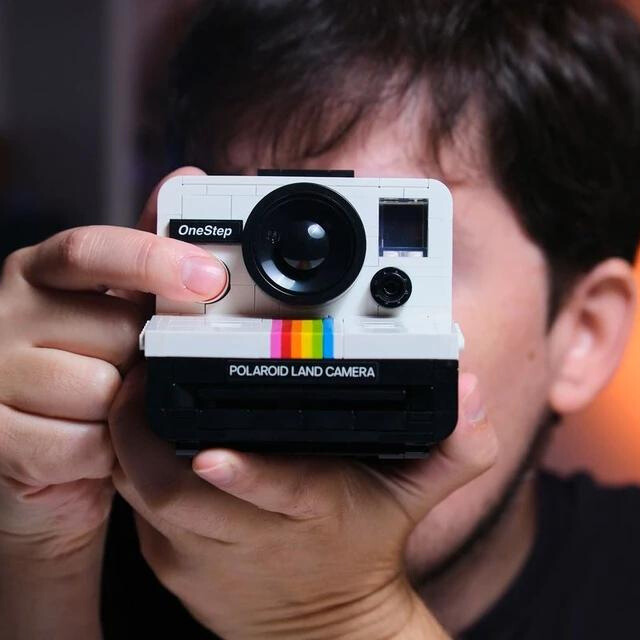 Bạn có biết một bộ Lego phiên bản giới hạn được tạo ra như thế nào?