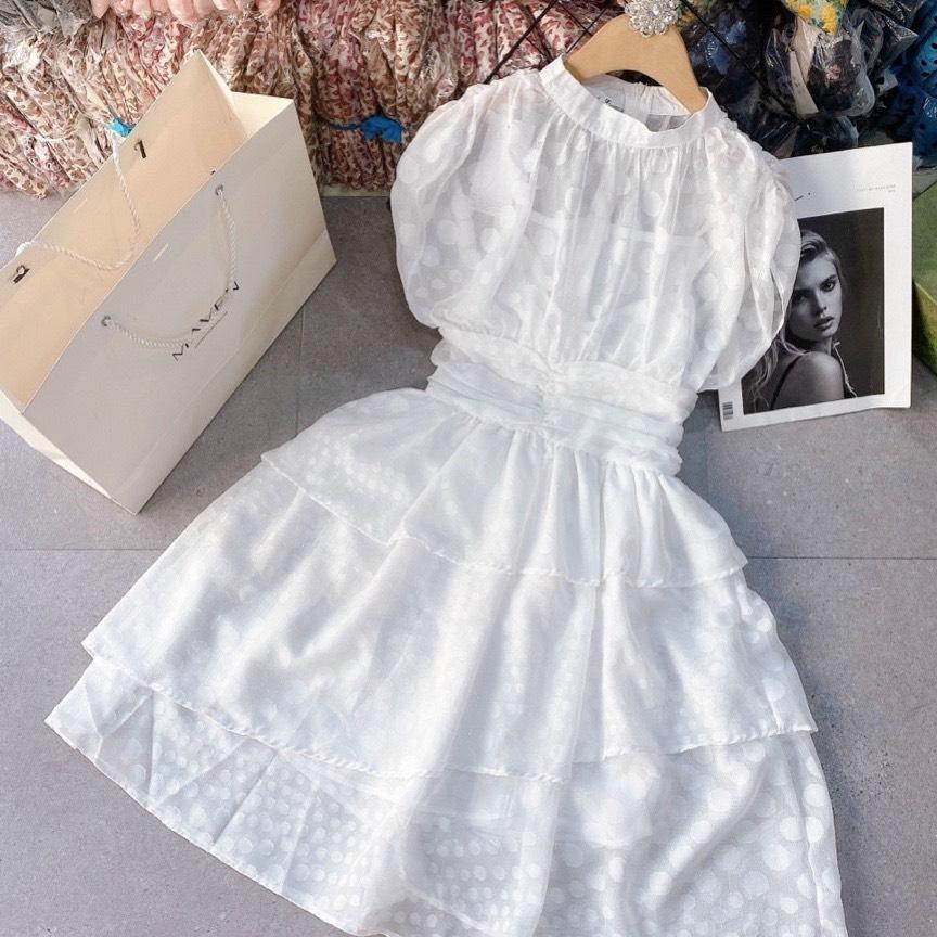 2 chiếc váy len trắng dáng xoè tiểu thư xinh đẹp 😘 áo khoác mẫu mặc shop  cũng có luôn ạ!!! ❌ size XS-L ❌... | Instagram