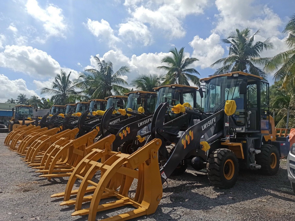 bao-gia-may-xuc-lat-xcmg-lw156fv-gau-0-9-m3