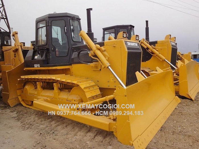 may-ui-trung-quoc-shantui-sd16