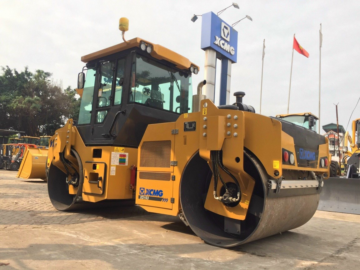 xe-lu-rung-xcmg-xd123-tu-trong-12-3-tan