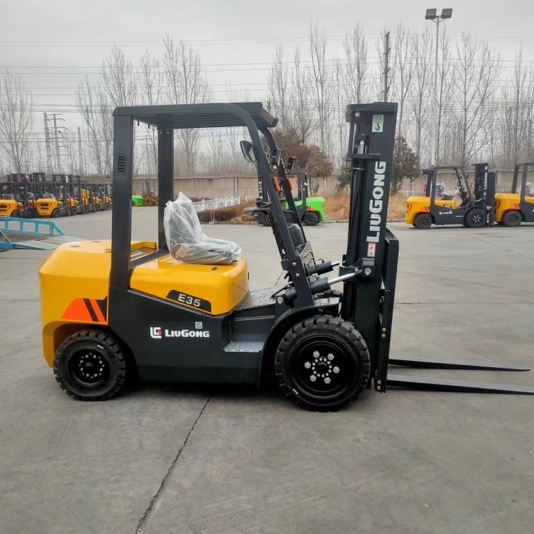 xe-nang-liugong-3-5-tan-e35