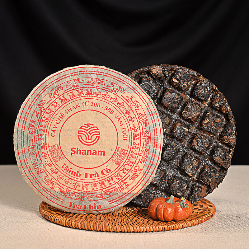 TRÀ VÀNG - BÁNH TRÀ CHÍN 2021 YÊN BÁI 1 TÔM - 3 LÁ 300G BTR