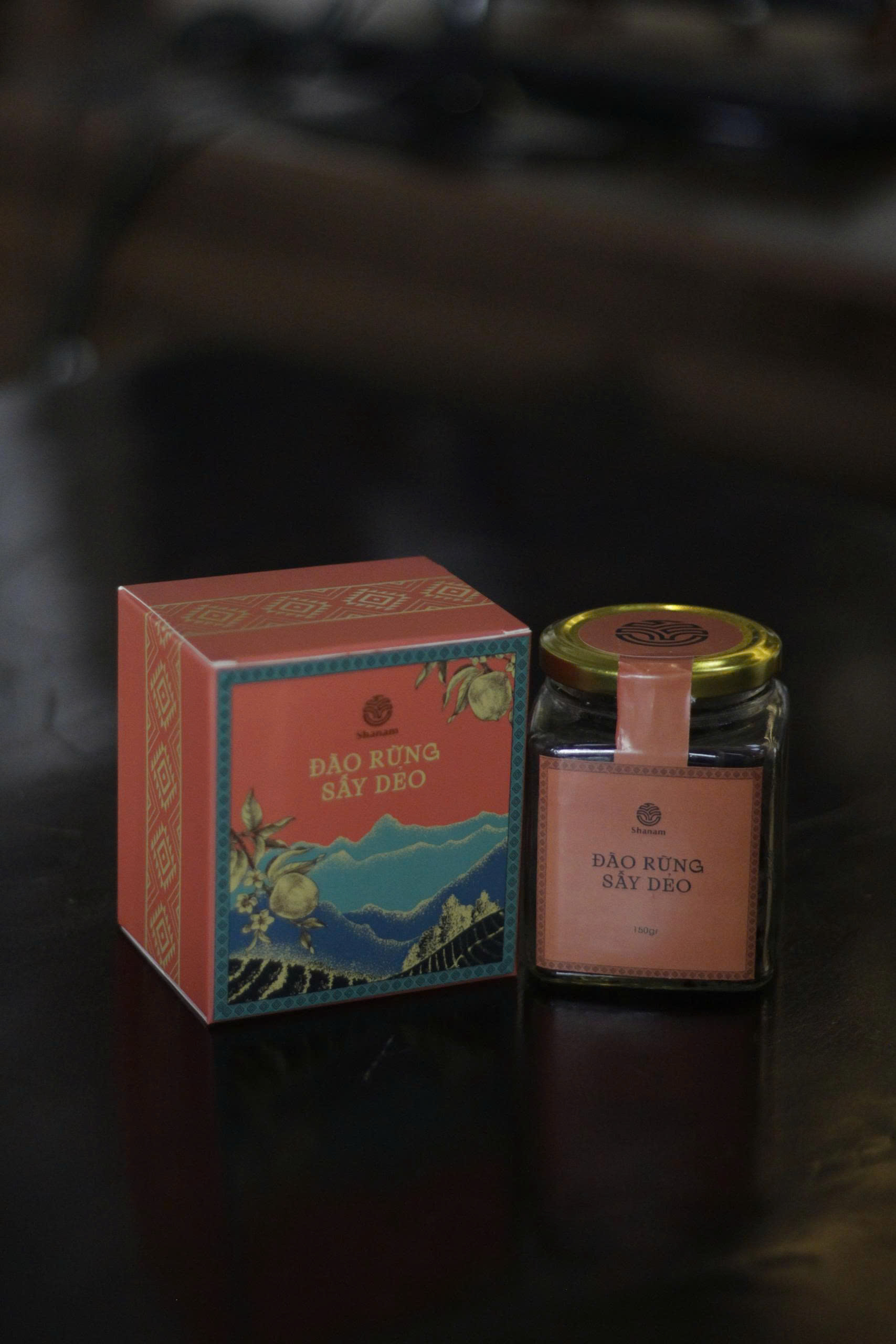 SET QUÀ HƯƠNG VỊ TÂY BẮC ( 1 HŨ TÁO + 1 HŨ ĐÀO + 1 HŨ MẬN + 1 HỘP HTM 30G)