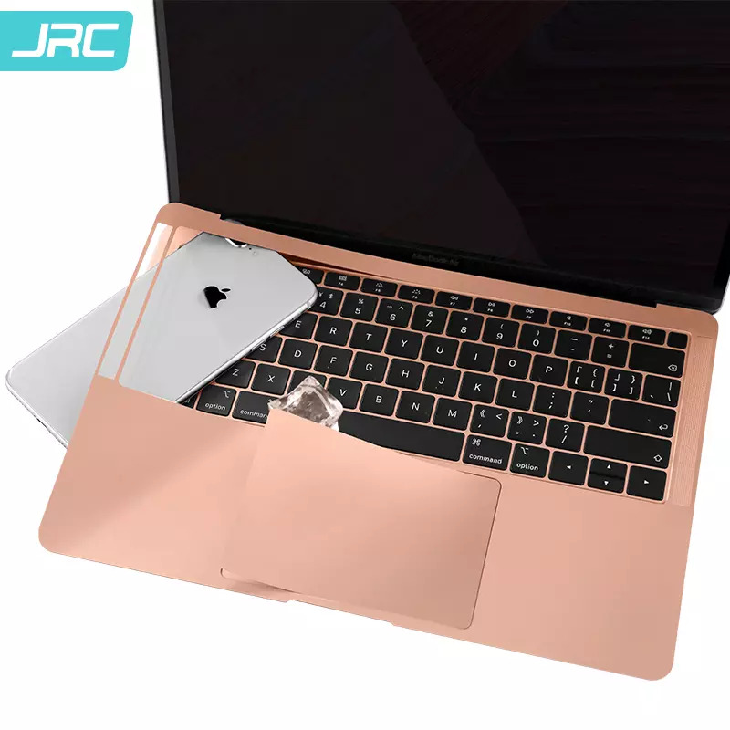 Tìm hiểu cách sử dụng miếng dán kê tay Macbook hiệu quả