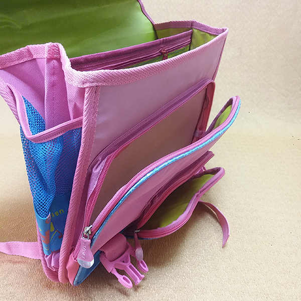 Cặp học sinh cấp 1 HAMI