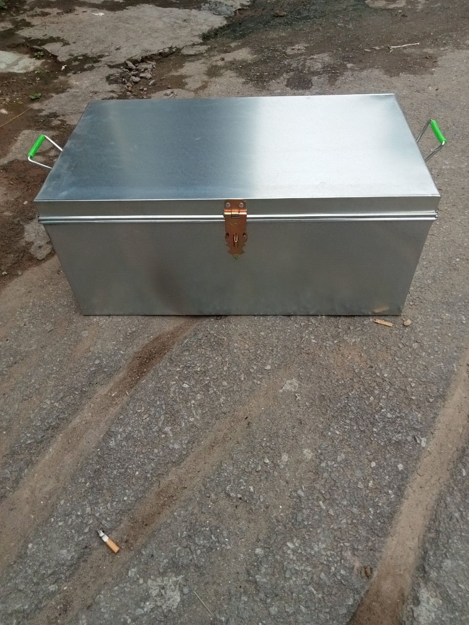 Thùng tôn đựng tài liệu, hồ sơ