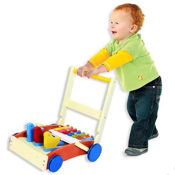 Xe tập đi cho bé bằng gỗ