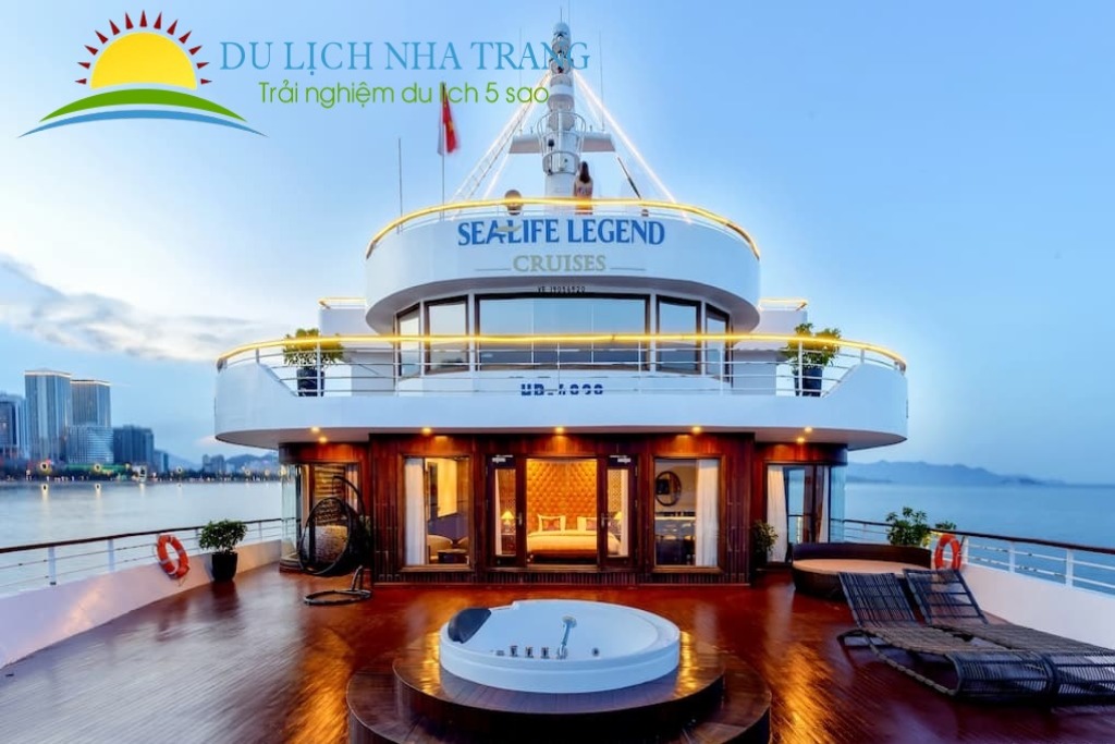 Tour Du thuyền Sealife Nha Trang