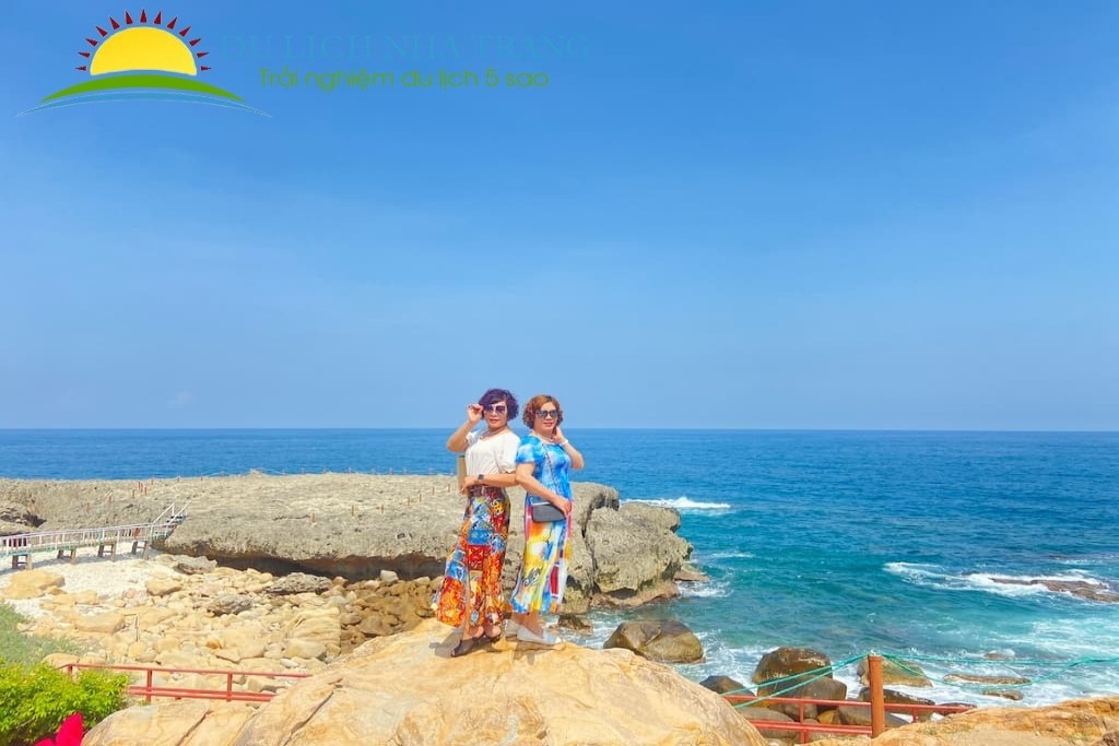 Tour du lịch Nha Trang - Ninh Thuận 2 ngày 1 đêm [Trọn gói]