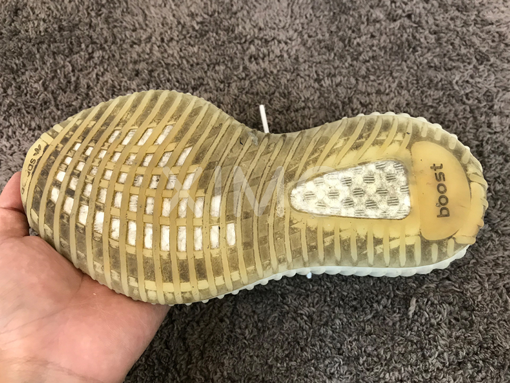 Dịch vụ tẩy vố vàng đế giày tại XIMO