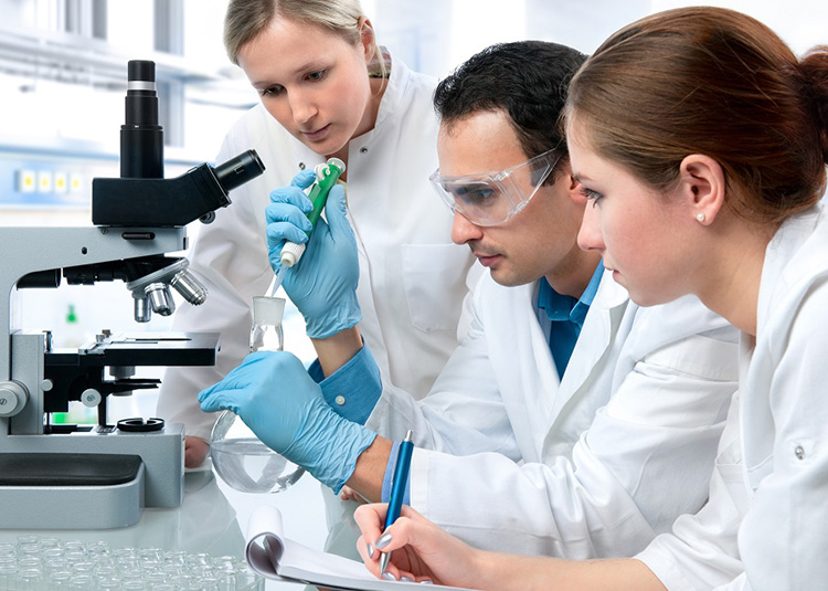 Chương trình khám sức khỏe miễn phí Hạnh phúc tràn đầy