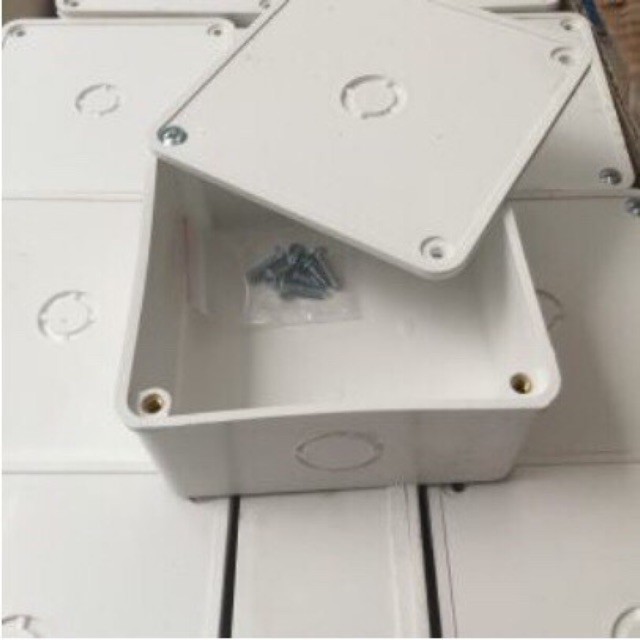 Hộp kỹ thuật Ren Đồng bảo vệ nguồn Camera