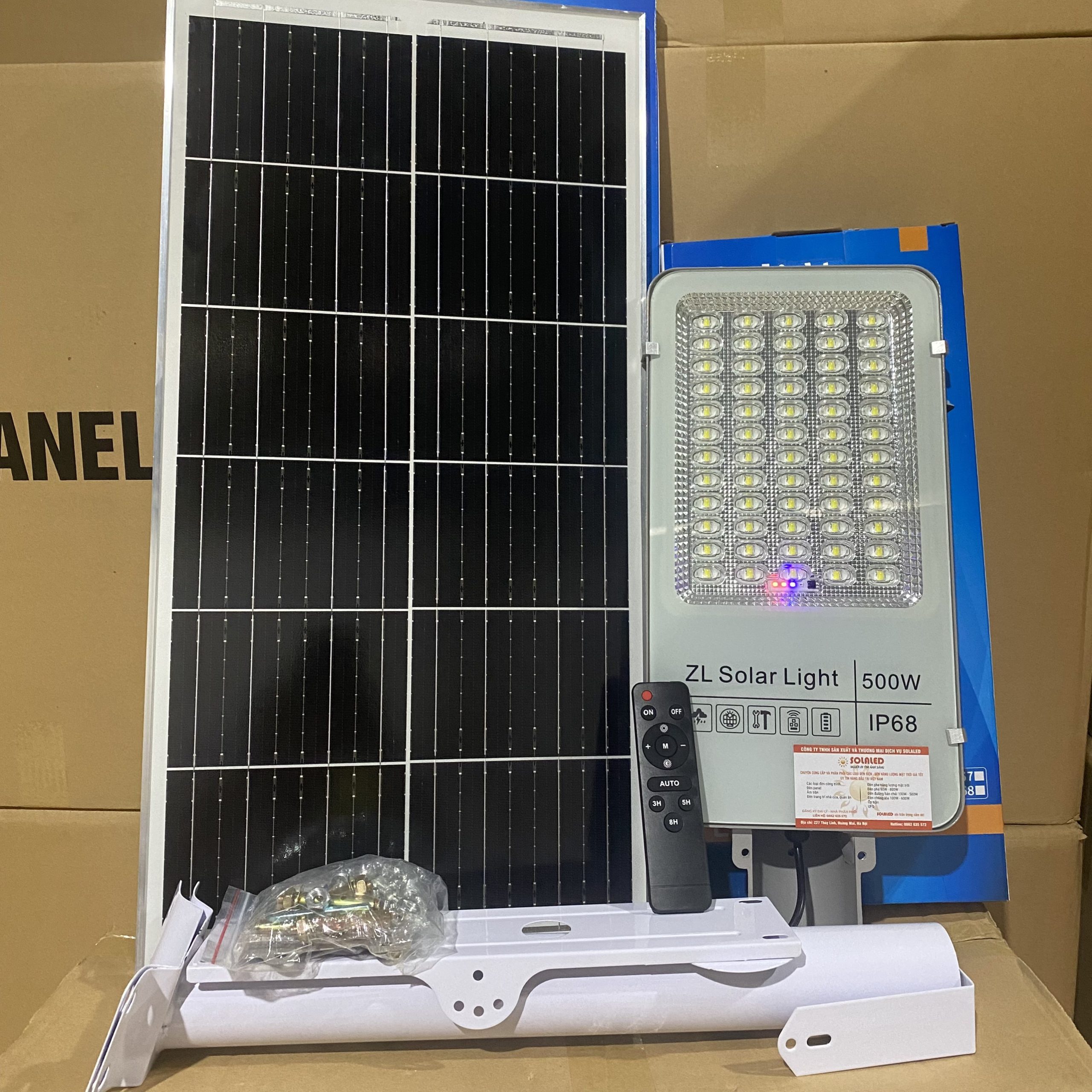 Đèn Đường Bàn Chải SOLARLED 500W: Giải Pháp Chiếu Sáng Tiết Kiệm và Bảo Vệ Môi Trường