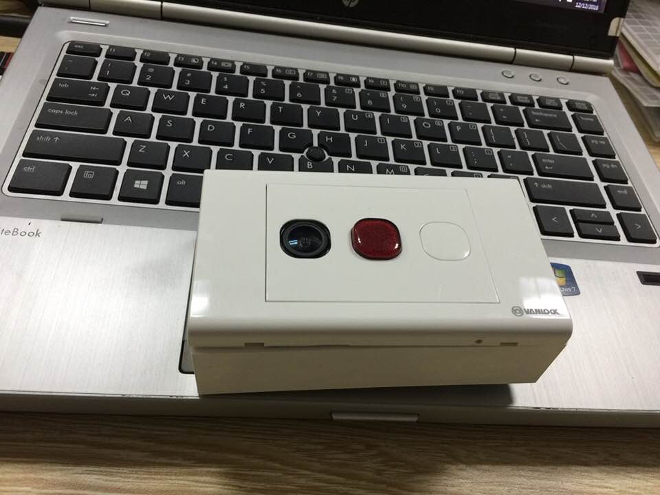 Camera ngụy trang công tắc điện