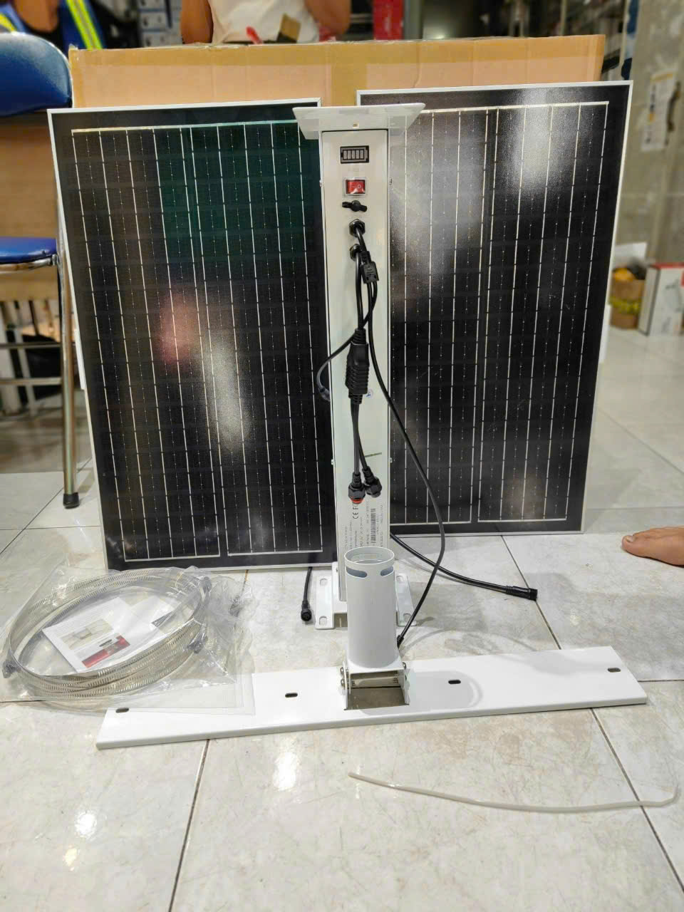 Đèn Đường Bàn Chải SOLARLED 200W - Đèn năng lượng mặt trời công suất 200w