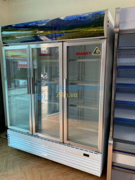 Tủ mát Sanaky 3 cánh mở VH-1520HP dung tích 1500l
