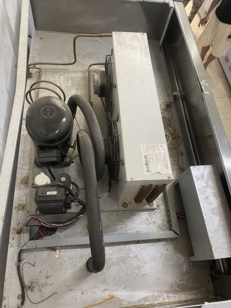 Tủ Đông Inox 4 Cánh Đức Minh 1100L, New 99%- Hàng Chính Hãng