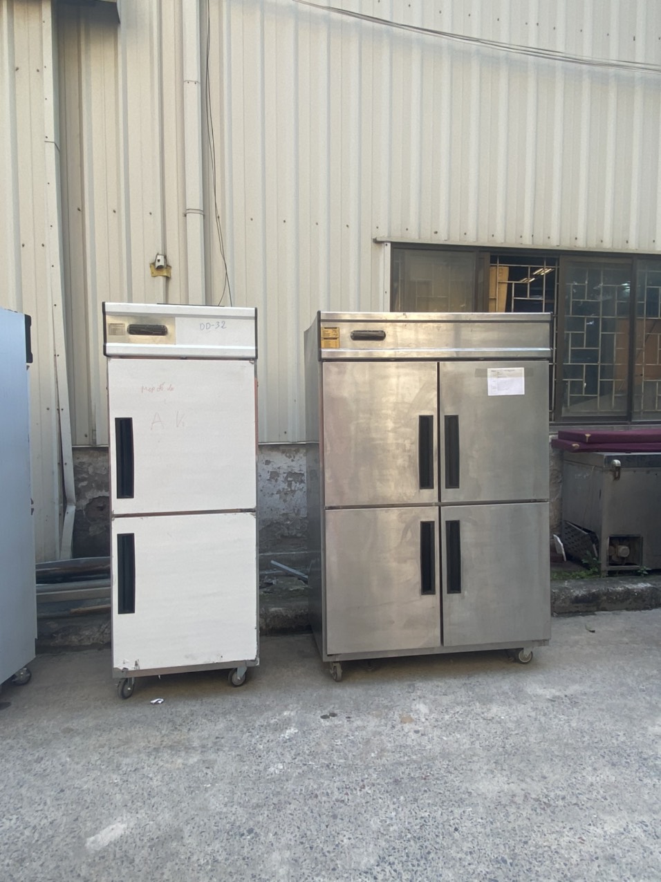 Tủ Đông Inox 4 Cánh Đức Minh 1100L, New 99%- Hàng Chính Hãng