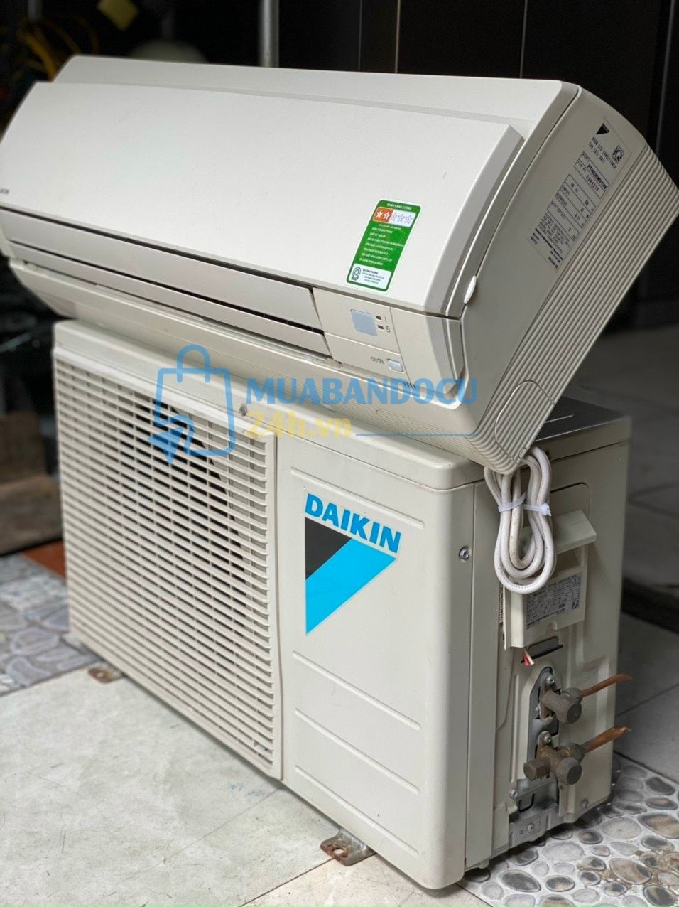 Điều hòa Daikin 9000BTU, mới 95%
