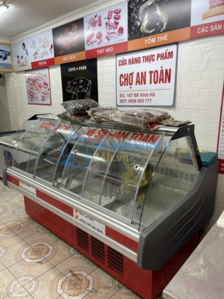 Tủ thịt nguội SHG-2500FY 2 mét cũ