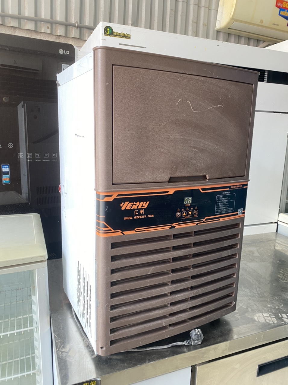 Máy Làm Đá Gzverly 36kg/24h, NEW 95%