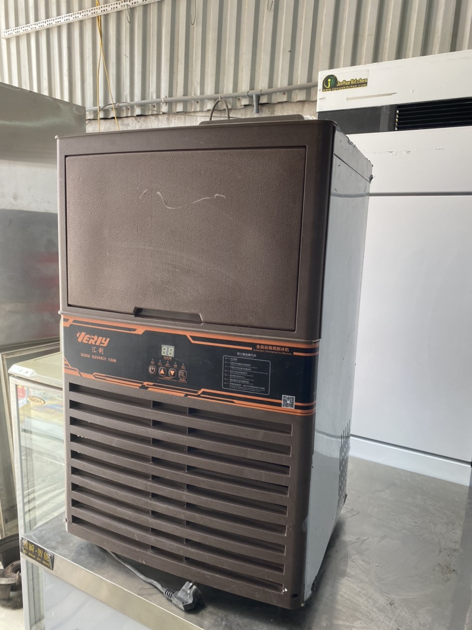 Máy Làm Đá Gzverly 36kg/24h, NEW 95%