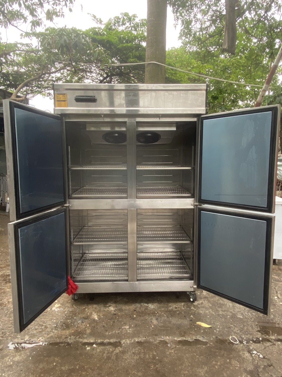 Tủ Đông Inox 4 Cánh Đức Minh 1100L, New 99%- Hàng Chính Hãng