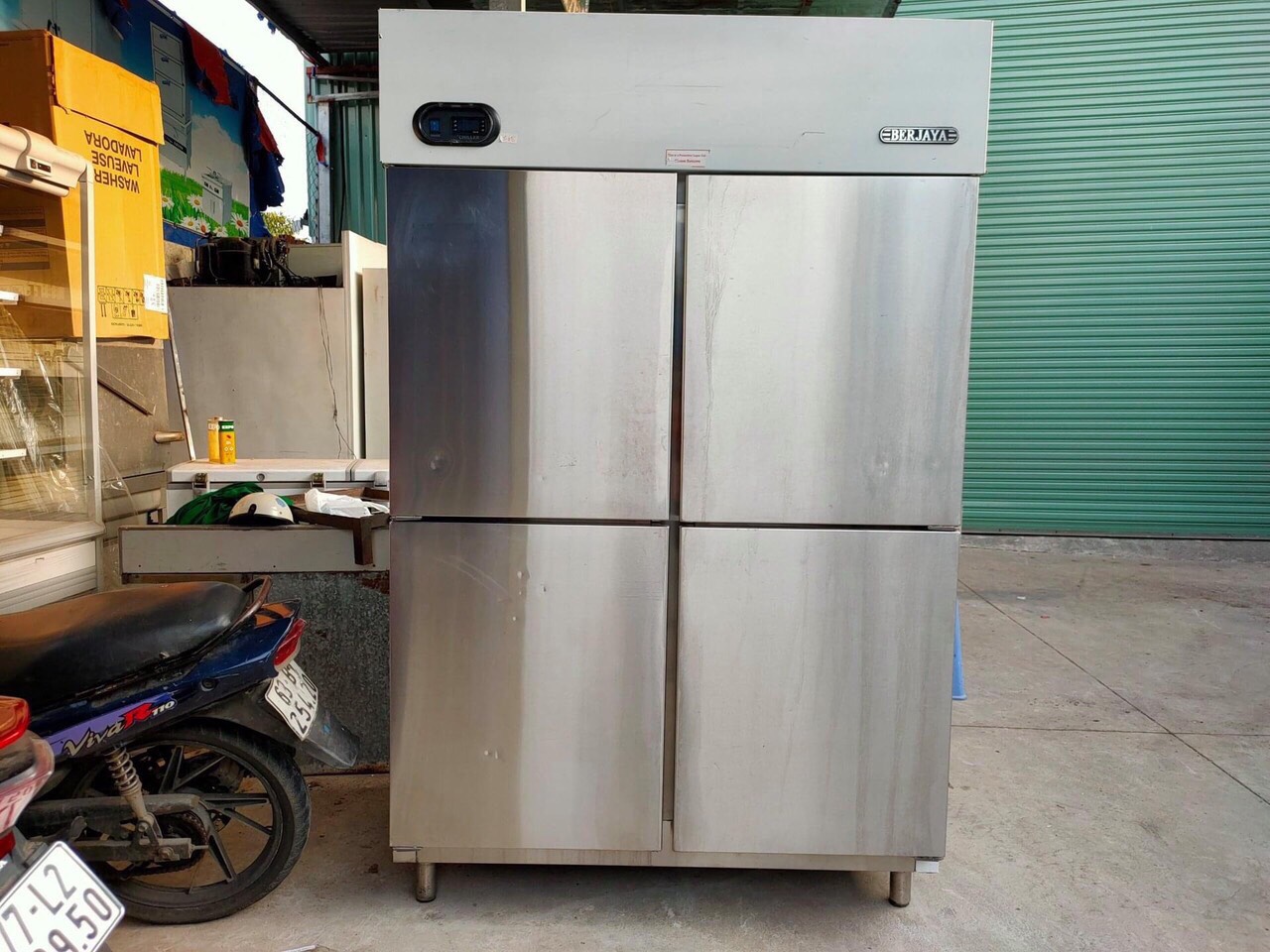 Tủ Đông 4 Cánh Berjaya Inox 1500L BS4DUF/Z, Giá Rẻ Chính Hãng- New 95%