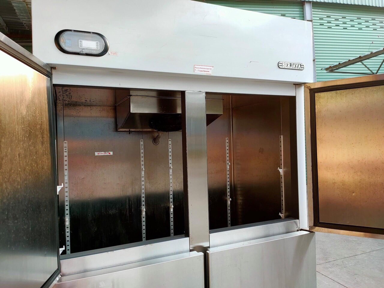 Tủ Đông 4 Cánh Berjaya Inox 1500L BS4DUF/Z, Giá Rẻ Chính Hãng- New 95%