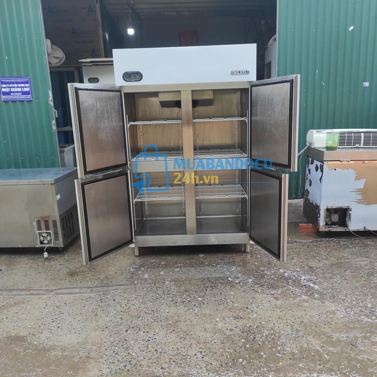 Tủ đông inox 4 cánh berjaya model BS4DF/F thanh lý