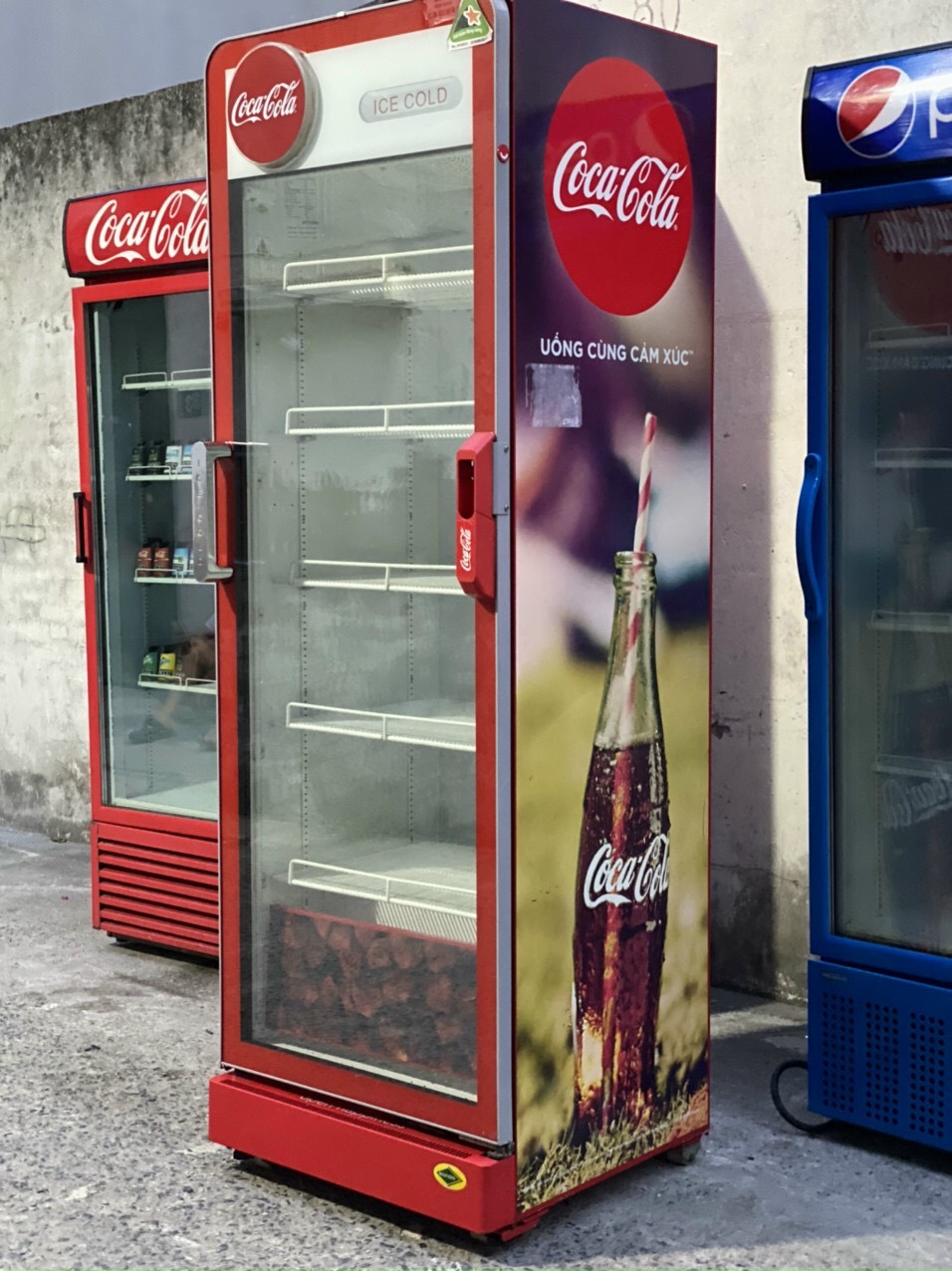 Tủ Mát Cocacola 700L - New 90%