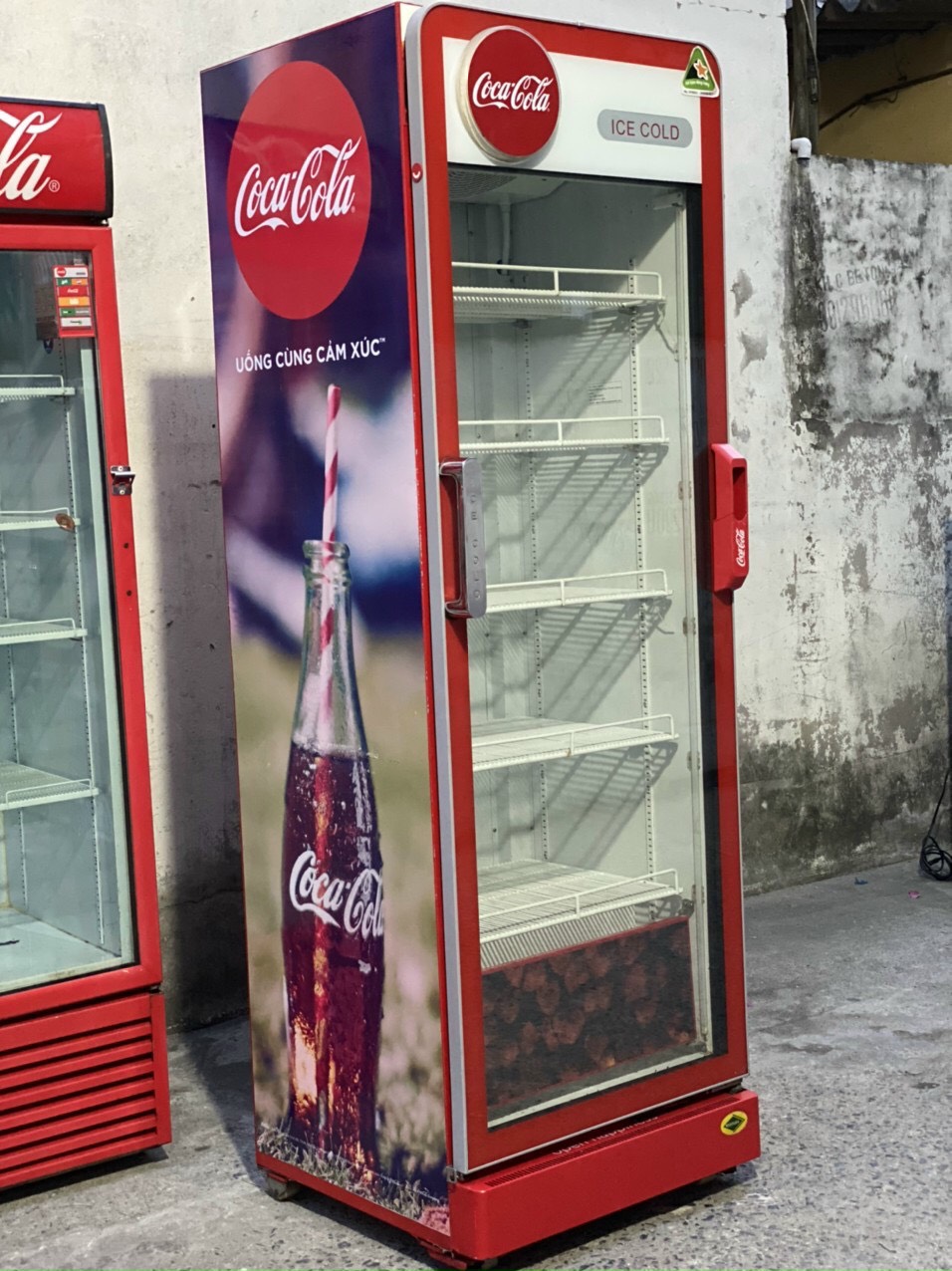 Tủ Mát Cocacola 700L - New 90%