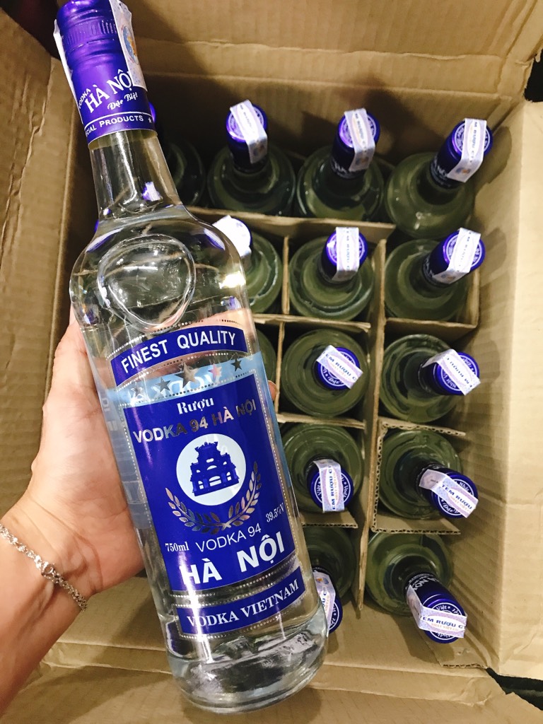 Rượu Vodka 94 Hà Nội 500ml Xóm mê ăn vặt