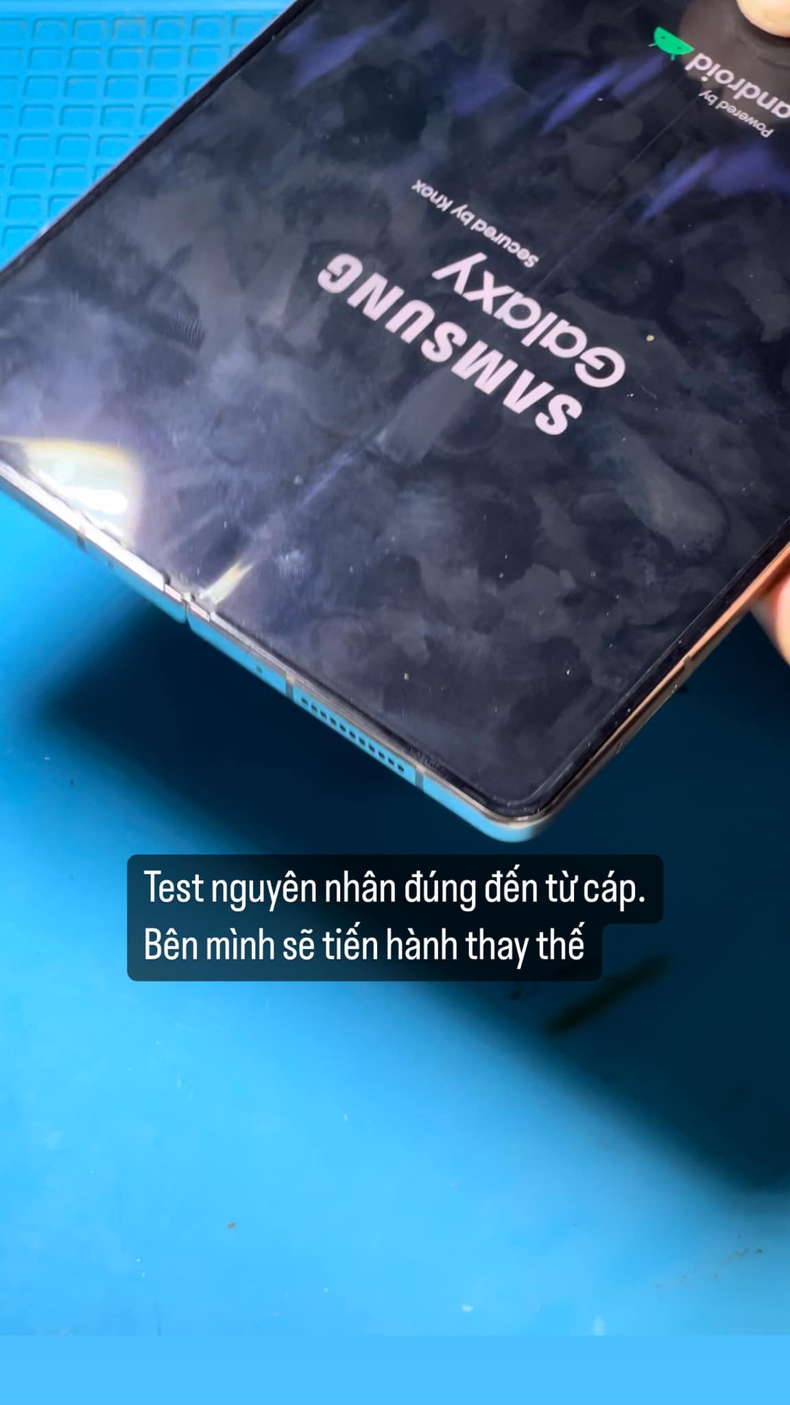 Sửa Chữa Z Fold – Z Flip Uy Tín Tại Quận 2: Thay Cáp Gập, Xử Lý Lỗi Mất Màn Hình Trong