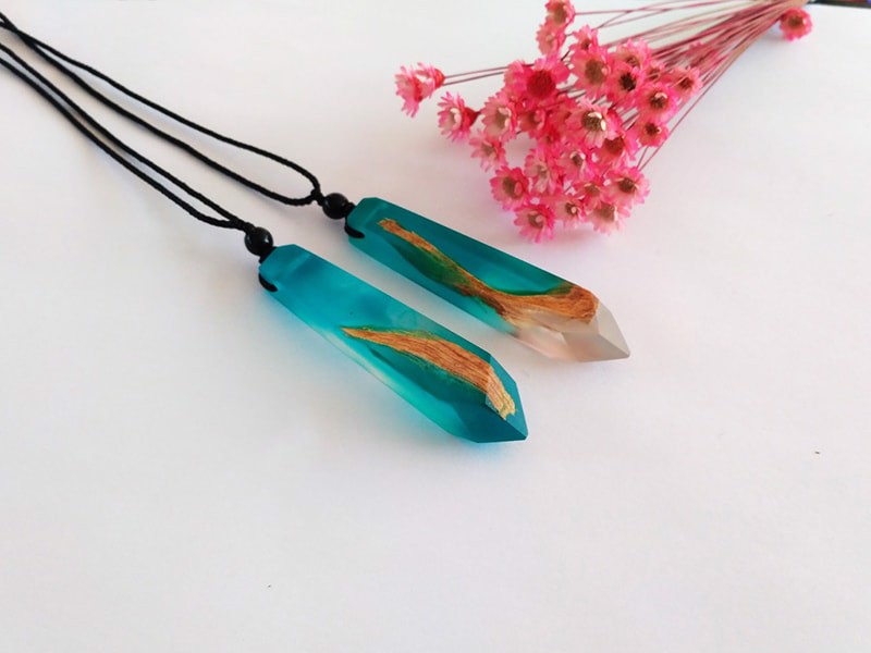 Lựa dây chuyền hợp màu da