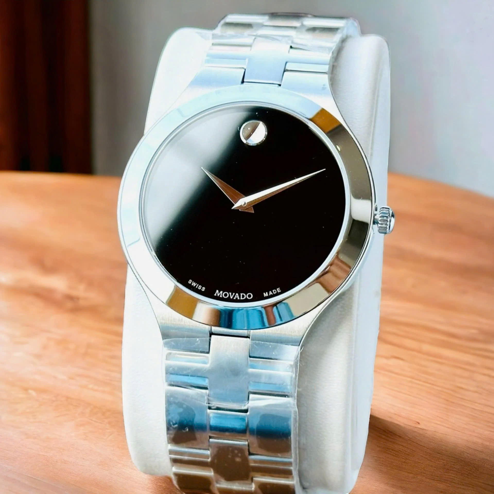 Đồng Hồ Nam Movado Quartz Juro Men 40mm 0607442