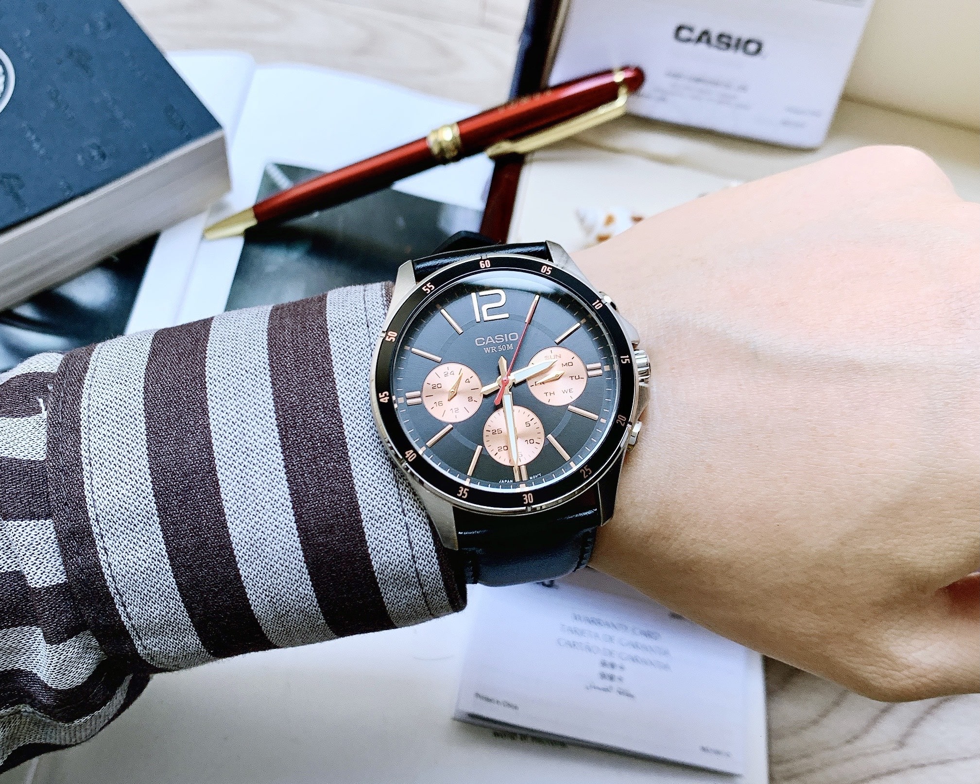 Casio MTP-1374L-1A2V Men's Watch description image