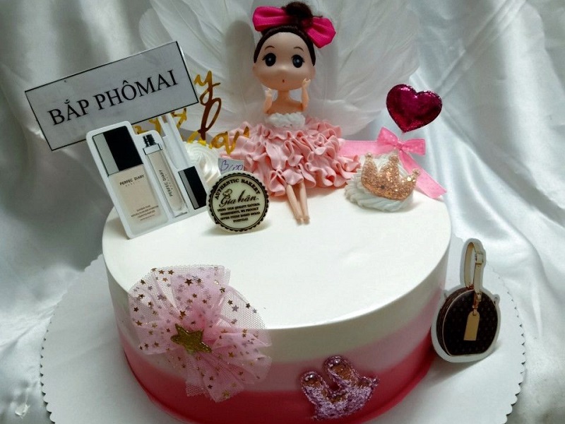 Ở Châu Đức tỉnh Bà Rịa Vũng Tàu đặt bánh kem giao tận nơi ở đâu?