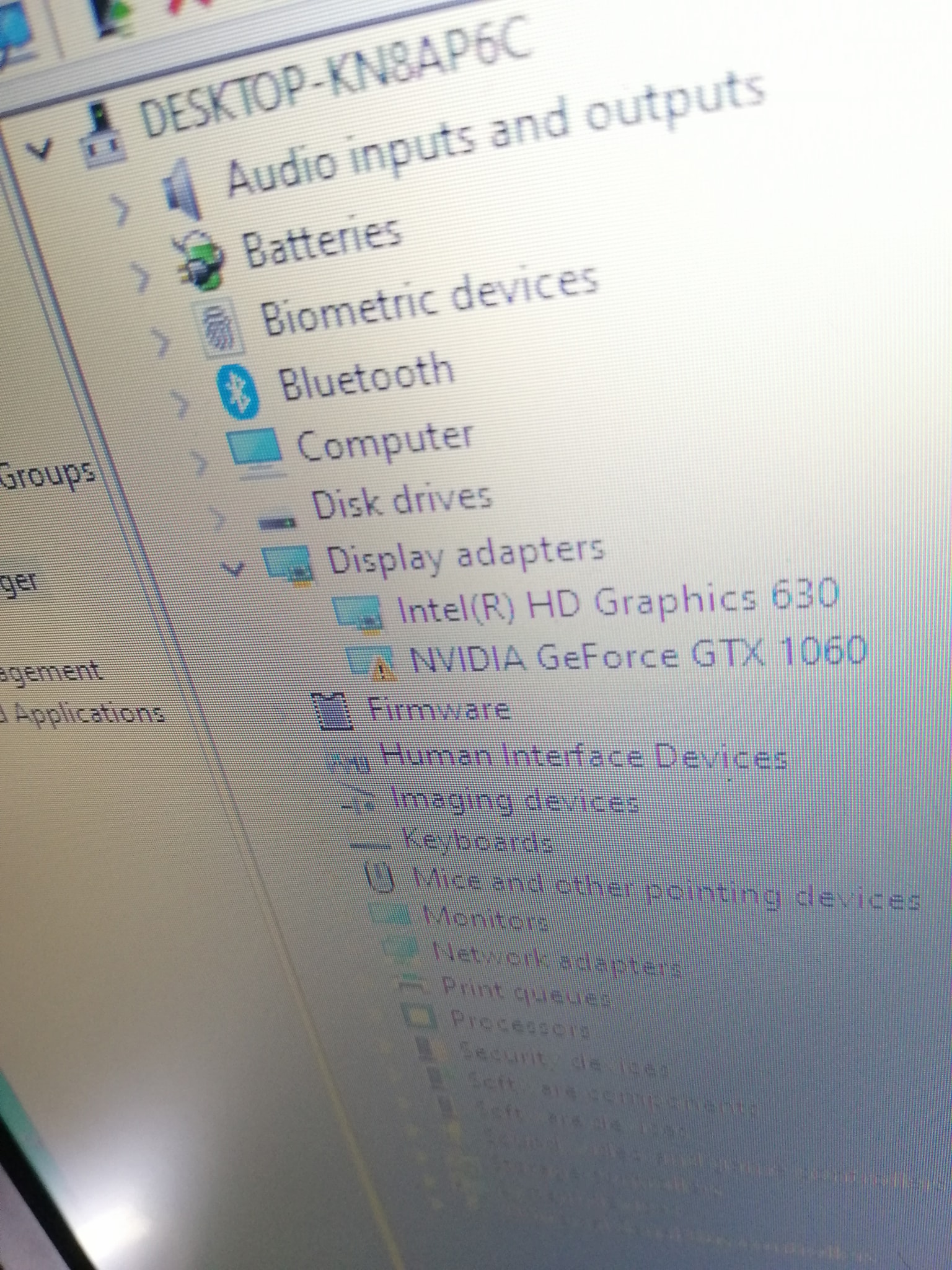 Laptop bị bệnh cài vga rời báo chấm than màu vàng là bị gì ? Laptop bị bệnh cài vga rời báo chấm than màu vàng là bị gì ?