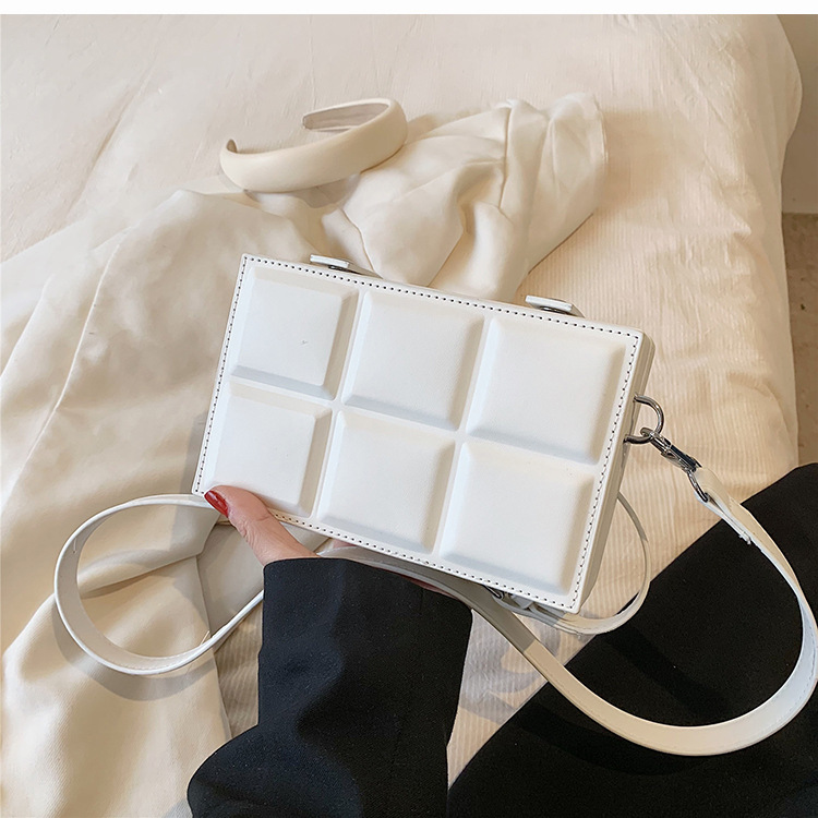 Túi Hộp Nữ - Giỏ Xách Đeo Chéo Mona - tt230533