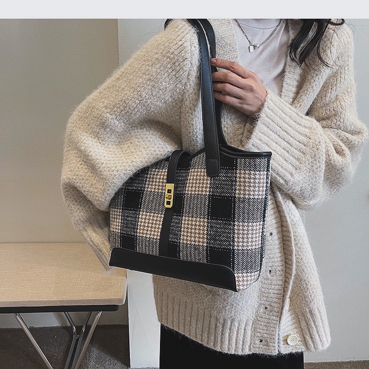 Túi Đeo Vai Size To - Giỏ Xách Lớn Mona - tt231141