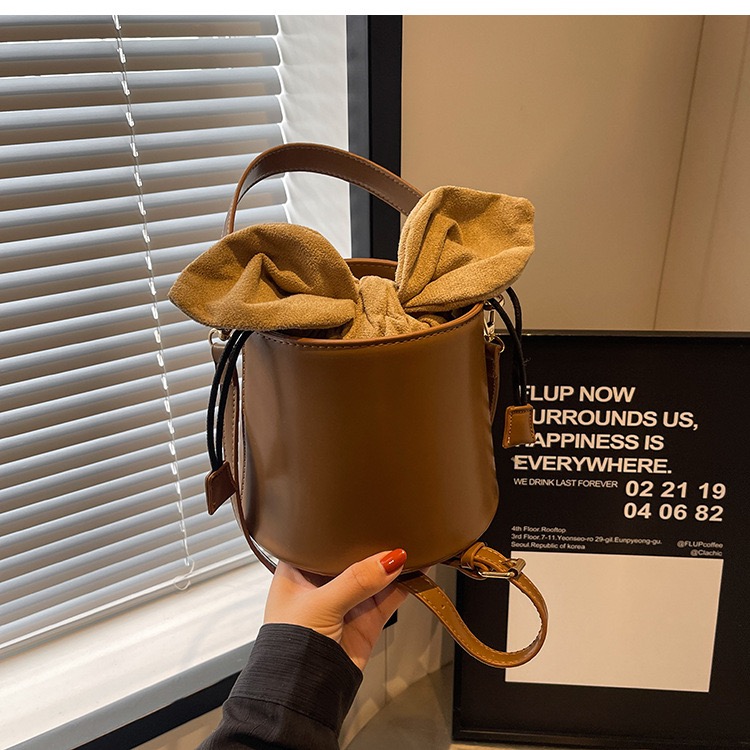 Túi Trụ Đeo Chéo Nữ - Giỏ Quai Xách Mona - tt231024