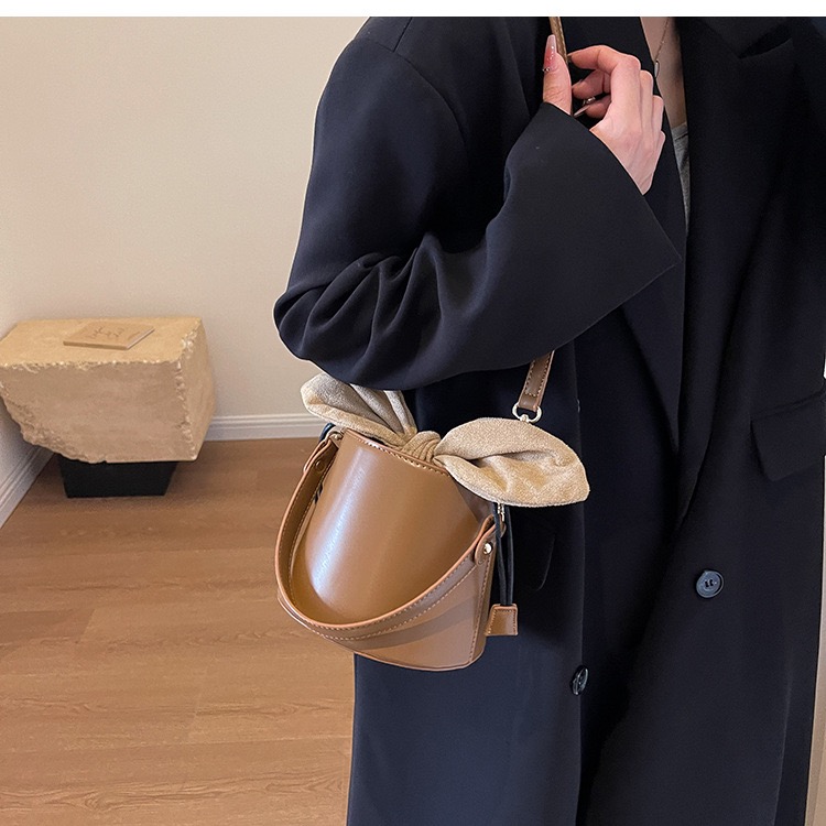 Túi Trụ Đeo Chéo Nữ - Giỏ Quai Xách Mona - tt231024