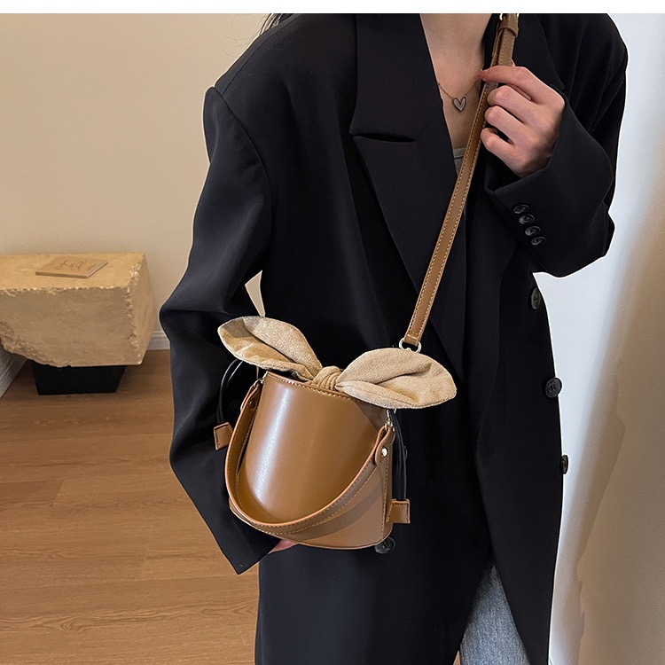 Túi Trụ Đeo Chéo Nữ - Giỏ Quai Xách Mona - tt231024