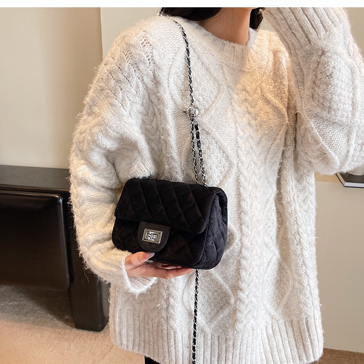 Túi Da Lộn nữ Đeo Chéo - Giỏ Xách Đeo Vai Mona - tt231025