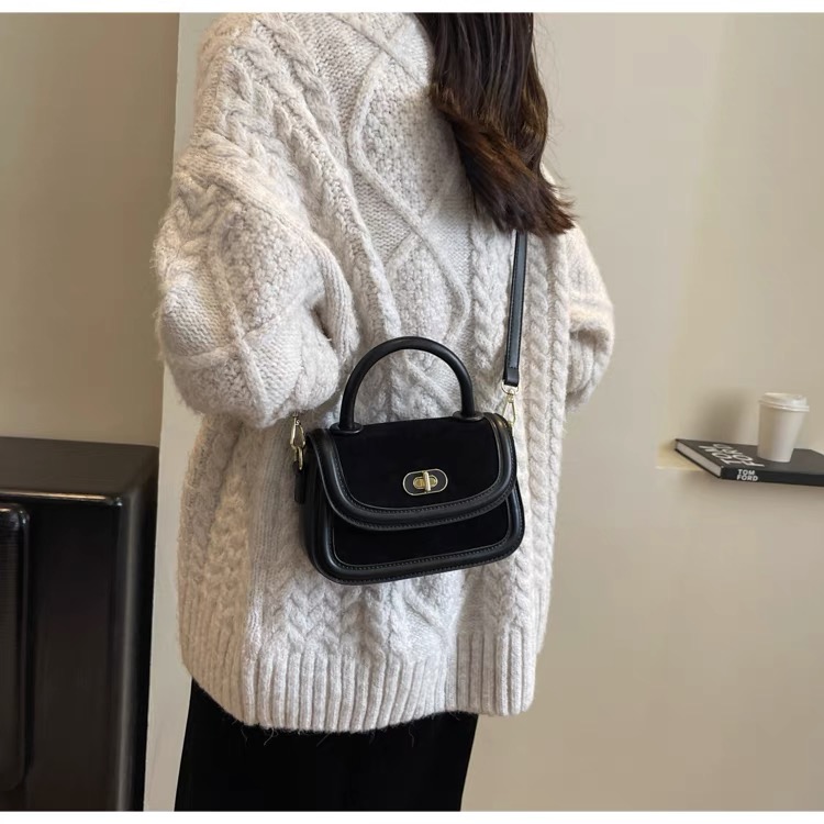 Túi Xách Da Lộn Nữ Đeo Chéo - Giỏ Quai Xách Mona - tt231027