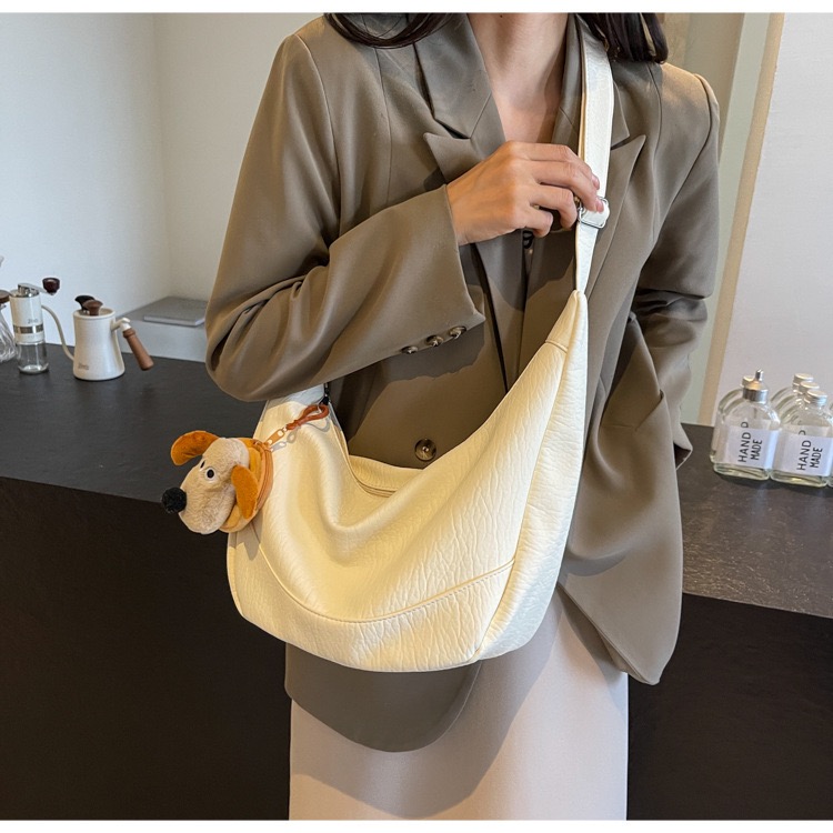 Túi Xách Nữ Size To Đeo Chéo - Giỏ Xách Lớn Kèm Thú Bông Mona - tt240903