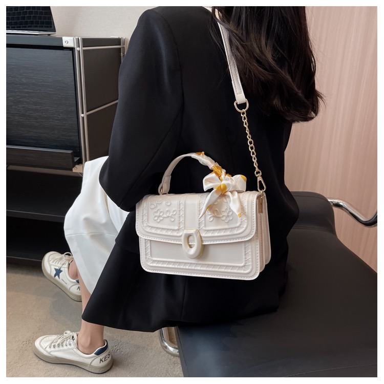 Túi Đeo Chéo Nữ Có Quai Xách - Giỏ Xách Kèm Khăn Lụa Mona - tt230353